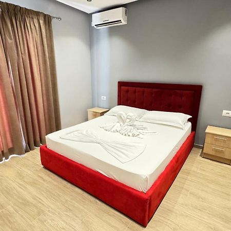 Studios&Apartment Niko Luka Εξαμίλιο Εξωτερικό φωτογραφία