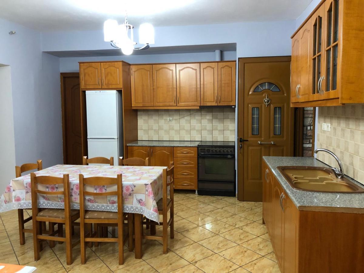 Studios&Apartment Niko Luka Εξαμίλιο Εξωτερικό φωτογραφία
