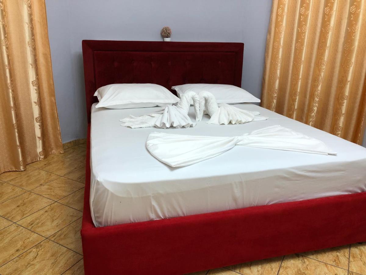 Studios&Apartment Niko Luka Εξαμίλιο Εξωτερικό φωτογραφία