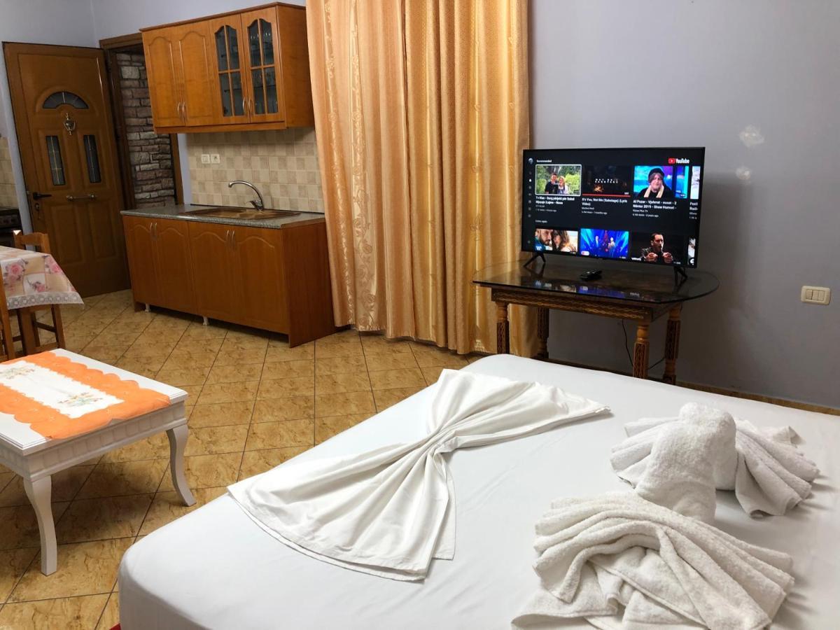 Studios&Apartment Niko Luka Εξαμίλιο Εξωτερικό φωτογραφία