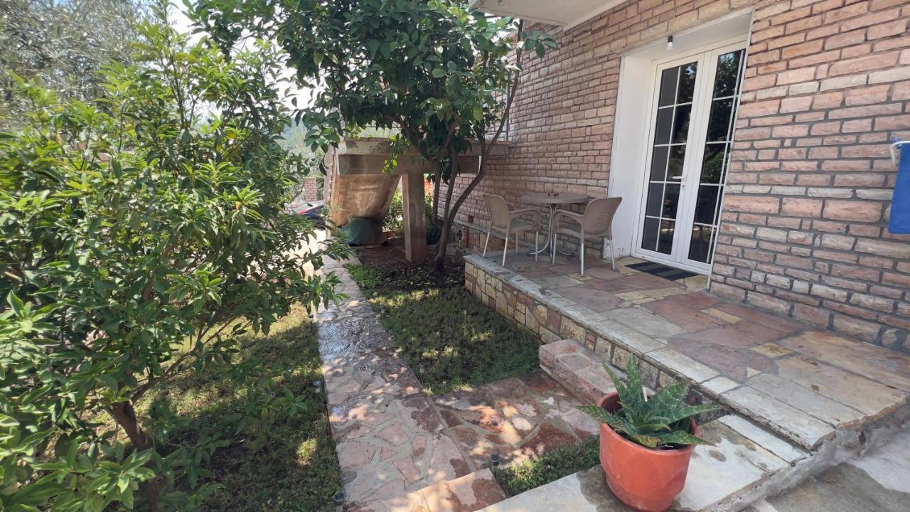 Studios&Apartment Niko Luka Εξαμίλιο Εξωτερικό φωτογραφία