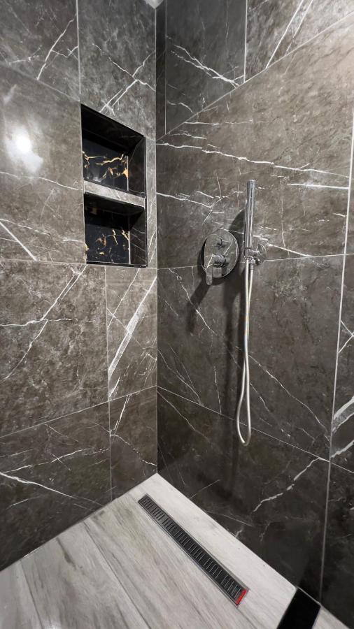 Studios&Apartment Niko Luka Εξαμίλιο Εξωτερικό φωτογραφία